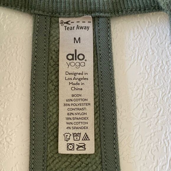Alo Yoga Open Back Crop Pullover • Size M • Sage Green Long Sleeve • Cutout Acti - Picture 3 of 7